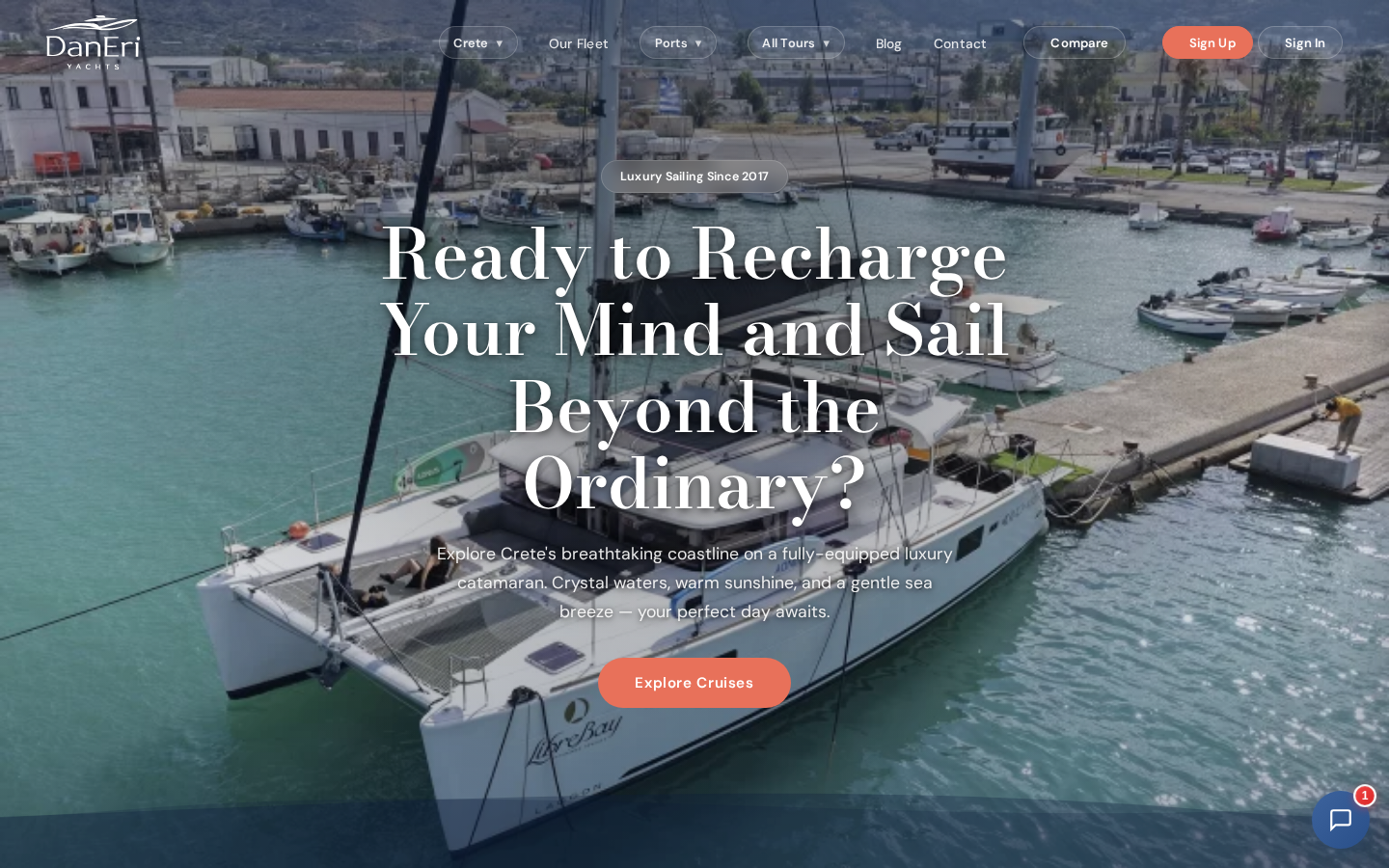 Главная daneriyachts.com: hero с катамараном — Ready to Recharge Your Mind and Sail Beyond the Ordinary